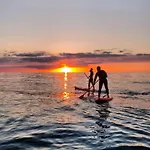 Lugar Junto Al Mar